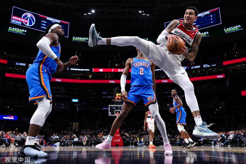 场的激烈竞 场的激烈竞