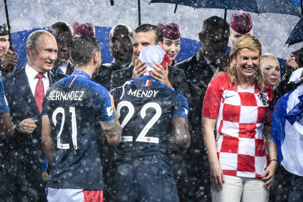 场的激烈竞 场的激烈竞