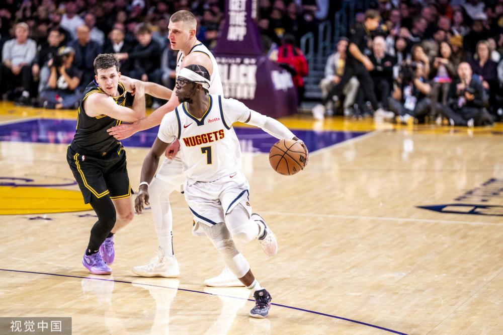 全球战略的 全球战略的